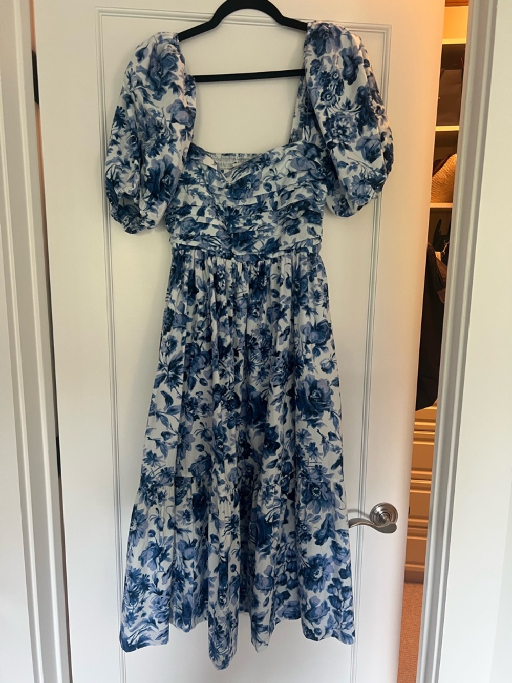 Abercrombie & Fitch White Midi Dress with Blue Floral Print